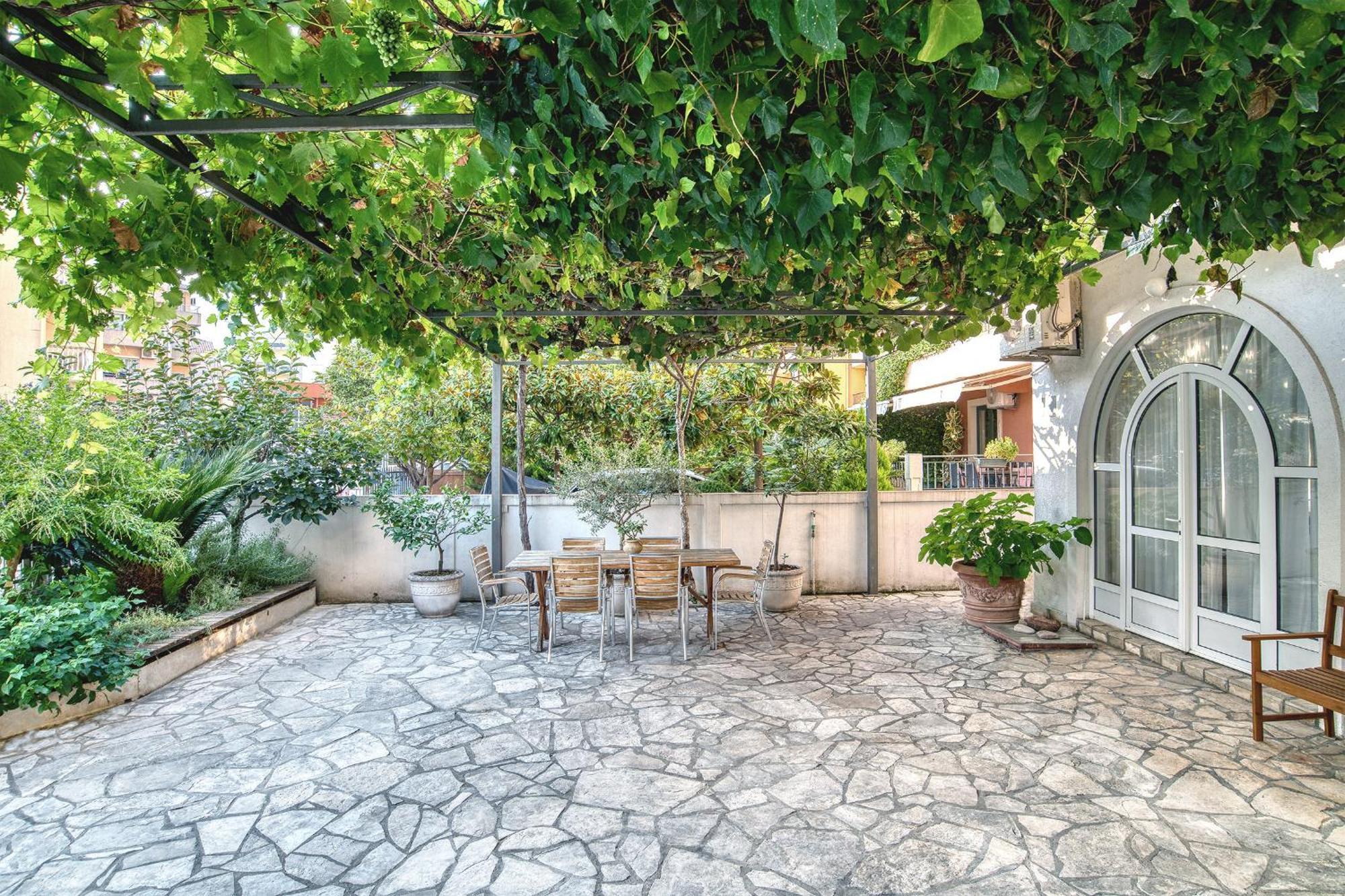 Sun Guest House Budva Dış mekan fotoğraf